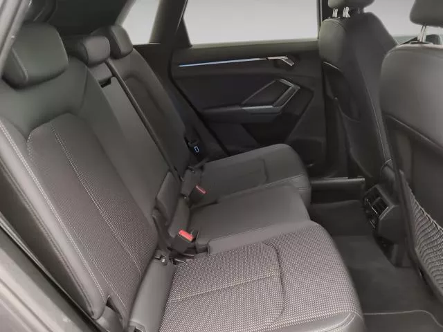 Audi Q3 Black line 35 TDI 110 kW (150 CV) S tronic de segunda mano