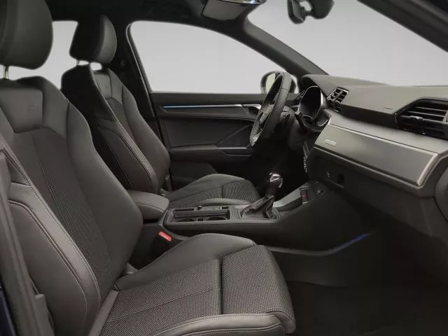 Audi Q3 Black line 35 TDI 110 kW (150 CV) S tronic de segunda mano