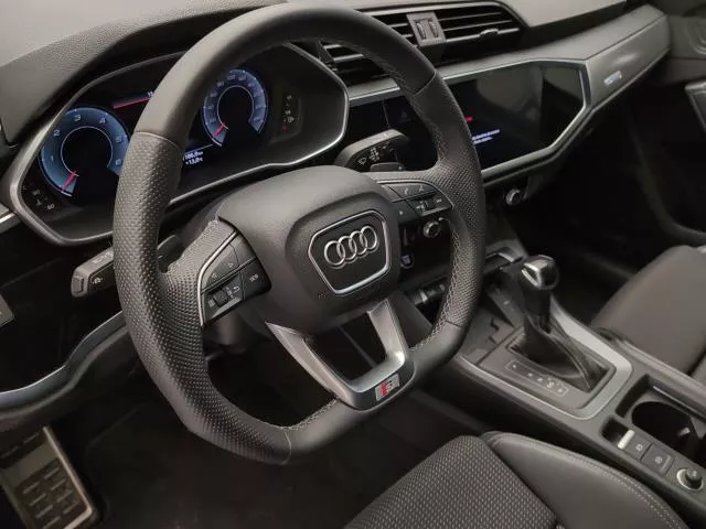 Audi Q3 Black line 35 TDI 110 kW (150 CV) S tronic de segunda mano