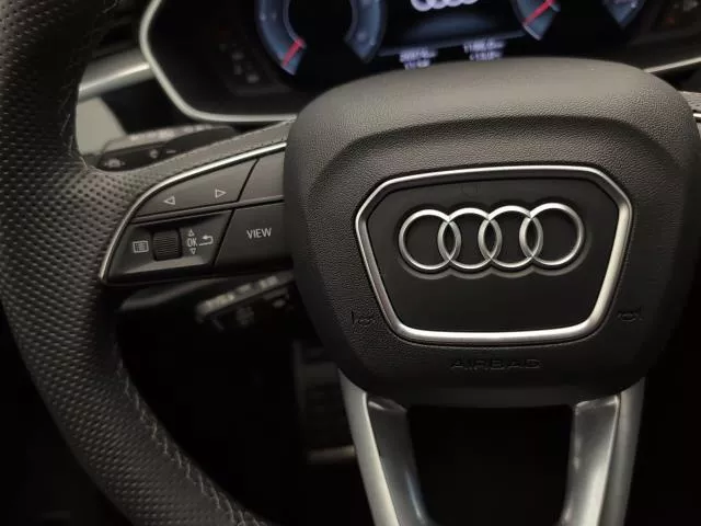 Audi Q3 Black line 35 TDI 110 kW (150 CV) S tronic de segunda mano