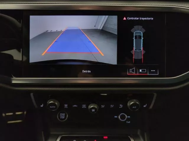 Audi Q3 Black line 35 TDI 110 kW (150 CV) S tronic de segunda mano