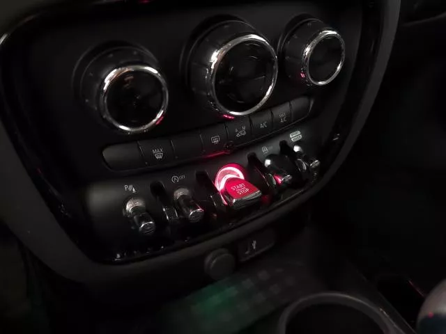 MINI Clubman Cooper D 110 kW (150 CV) de segunda mano