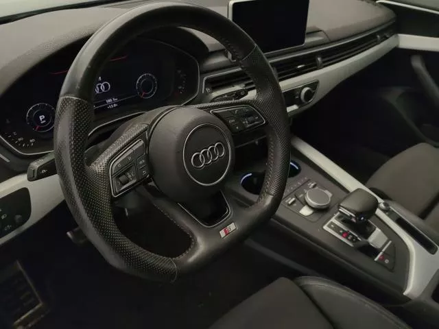 Audi A4 S line 35 TFSI 110 kW (150 CV) S tronic de segunda mano