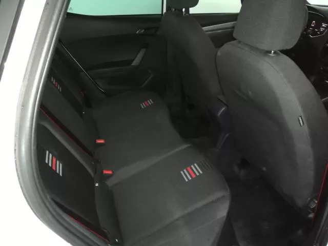 SEAT Arona 1.5 TSI FR Go2 DSG 110 kW (150 CV) de segunda mano