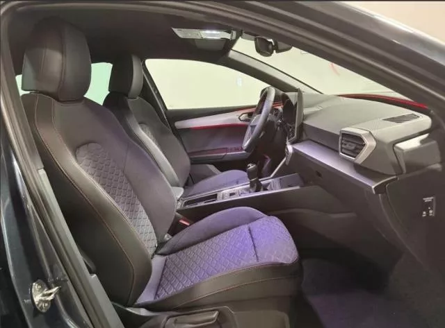 SEAT León 1.5 TSI S&S FR 25 Aniversario 85 kW (116 CV) de segunda mano