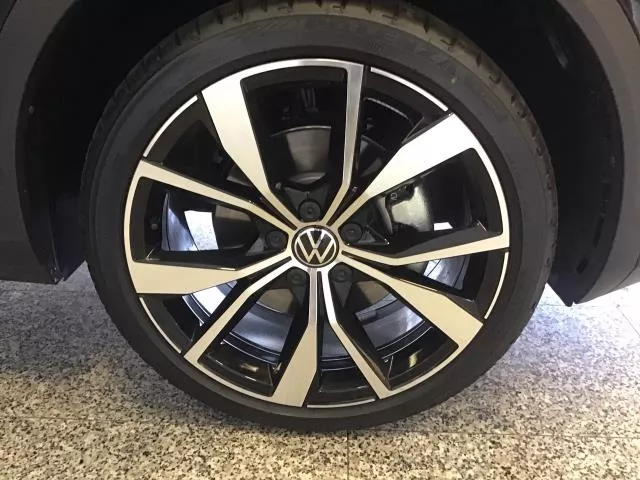 Volkswagen T-Roc Dark Line 1.0 TSI 85 kW (115 CV) de segunda mano