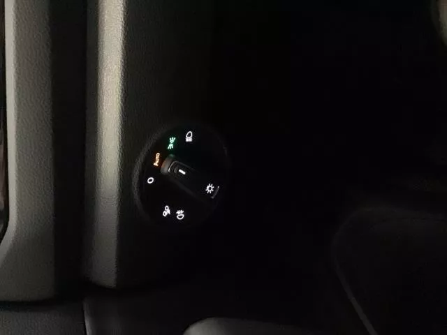 Volkswagen T-Roc Dark Line 1.0 TSI 85 kW (115 CV) de segunda mano