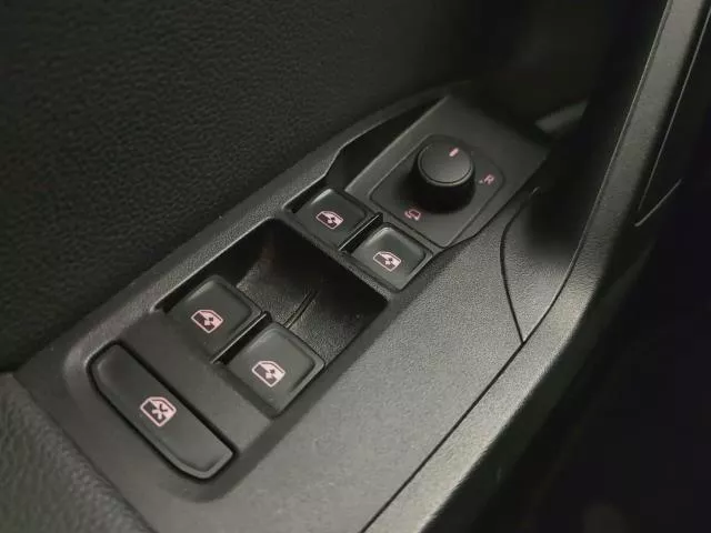 SEAT Arona 1.0 TSI FR Plus 81 kW (110 CV) de segunda mano