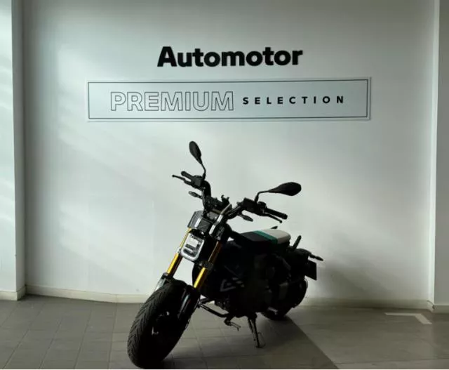 BMW CE 02 de segunda mano