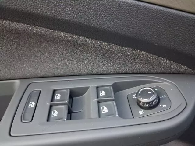 Volkswagen Golf Match 1.5 PHEV 150 kW (204 CV) DSG de segunda mano