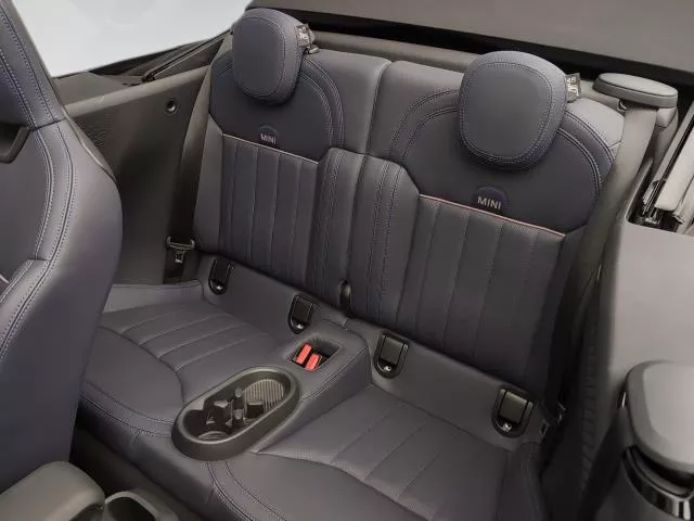 MINI Cabrio Cooper S 150 kW (204 CV) de segunda mano