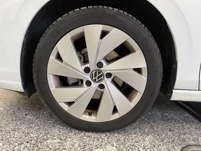 Volkswagen Golf Life 1.5 eTSI 85 kW (116 CV) DSG de segunda mano