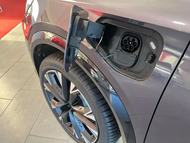 CUPRA Formentor 1.5 TSI e-Hybrid VZ DSG 200 kW (272 CV) de segunda mano