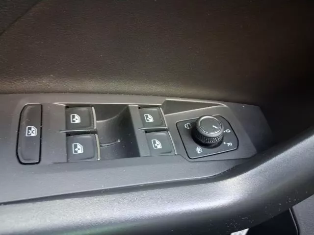 Volkswagen T-Cross R-Line 1.0 TSI 85 kW (116 CV) DSG de segunda mano