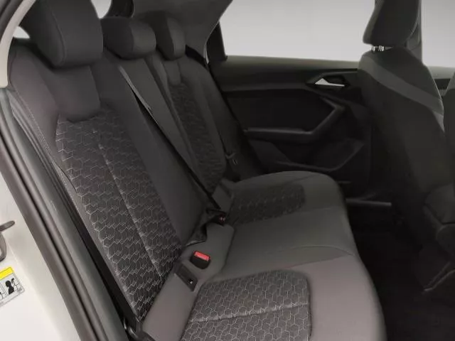 Audi A1 Adrenalin Black edition 30 TFSI 85 kW (116 CV) de segunda mano