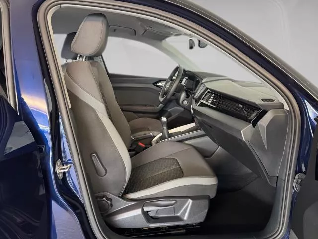 Audi A1 Adrenalin Black edition 30 TFSI 85 kW (116 CV) de segunda mano