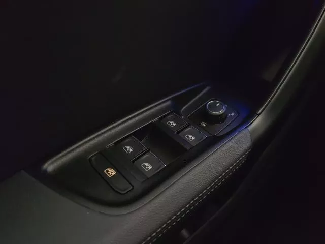 Audi A1 Adrenalin Black edition 30 TFSI 85 kW (116 CV) S tronic de segunda mano