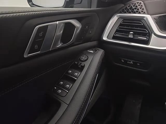 BMW X5 xDrive30d xLine 219 kW (298 CV) de segunda mano