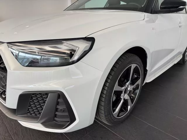 Audi A1 Adrenalin edition 30 TFSI 85 kW (116 CV) de segunda mano