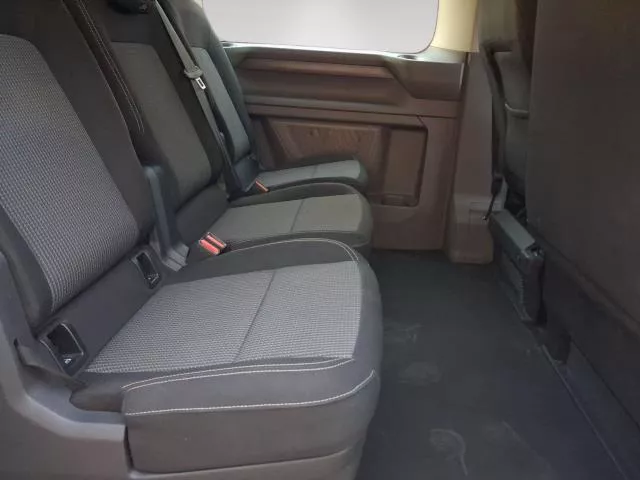 Volkswagen Caravelle Batalla Corta 2.0 TDI 81 kW (110 CV) de segunda mano