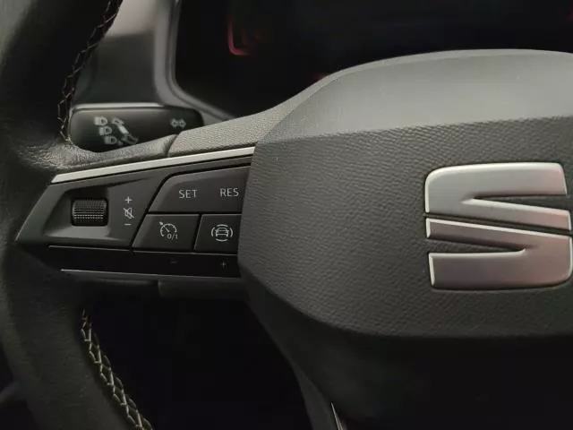 SEAT Ibiza 1.0 MPI Style Salta 59 kW (80 CV) de segunda mano