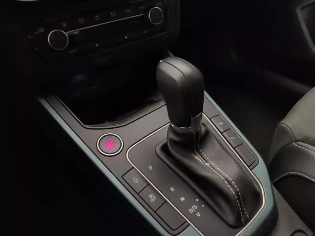 SEAT Arona 1.0 TSI Xperience Special Edition DSG 85 kW (115 CV) de segunda mano