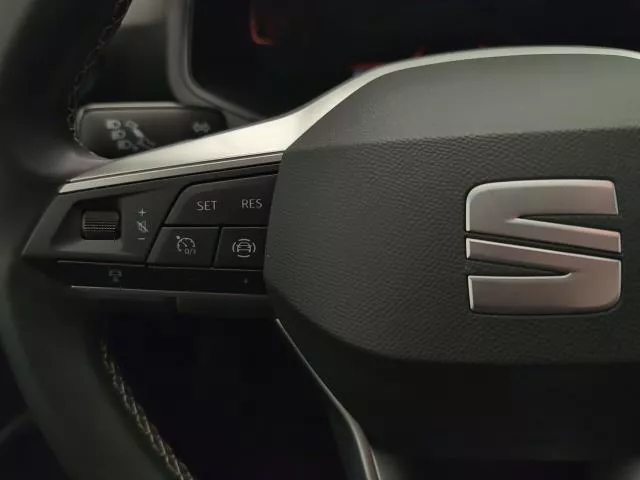 SEAT Arona 1.0 TSI Xperience Special Edition DSG 85 kW (115 CV) de segunda mano