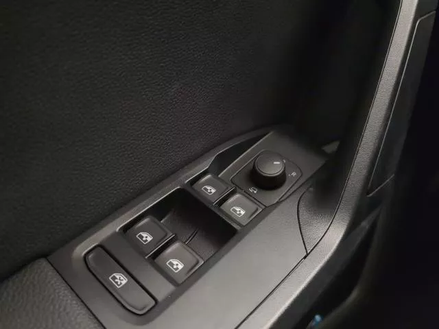 SEAT Arona 1.0 TSI Xperience Special Edition DSG 85 kW (115 CV) de segunda mano