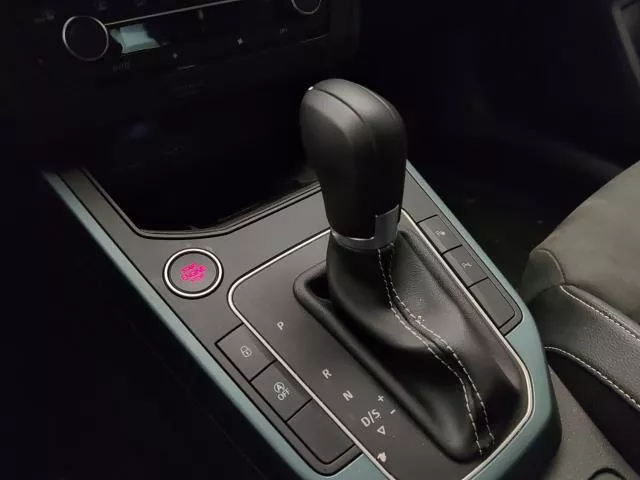 SEAT Arona 1.0 TSI Xperience Special Edition DSG 85 kW (115 CV) de segunda mano