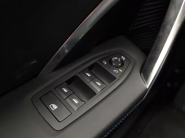 BMW iX1 eDrive20 150 kW (204 CV) de segunda mano