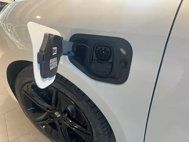 SEAT León 1.5 TSI e-Hybrid FR XXL DSG 150 kW (204 CV) de segunda mano