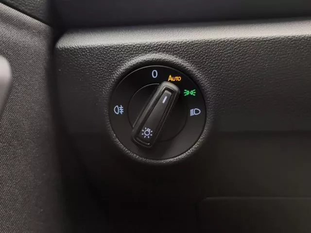 Volkswagen T-Roc Life 2.0 TDI 85 kW (115 CV) de segunda mano