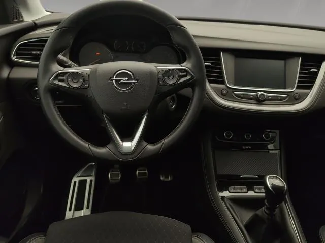 Opel Grandland 1.2 Turbo S&S Design Line 96 kW (130 CV) de segunda mano