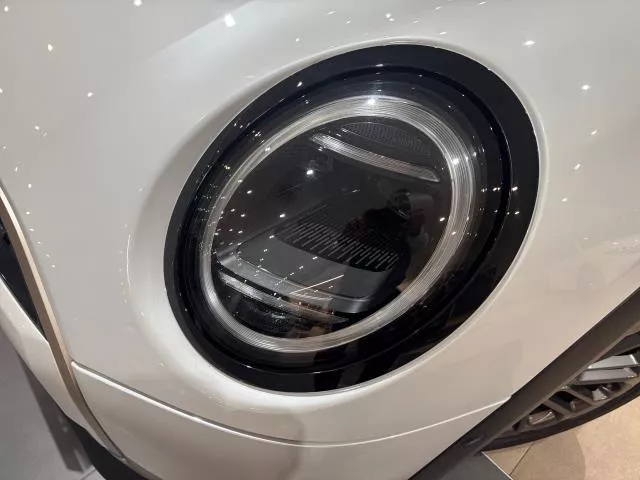 MINI Cabrio Cooper C 120 kW (163 CV) de segunda mano