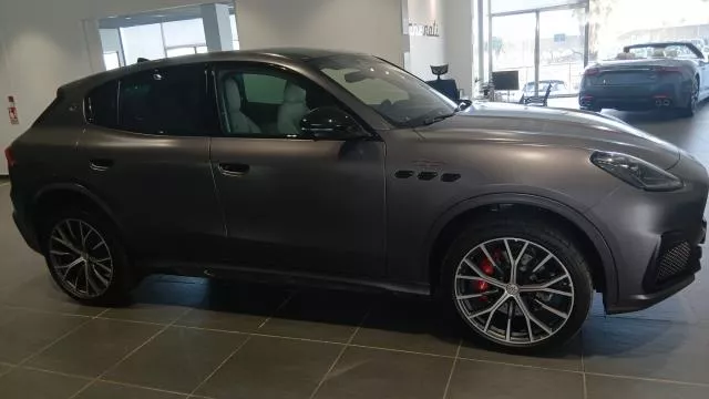 Maserati Grecale Trofeo V6 530CV AWD de segunda mano