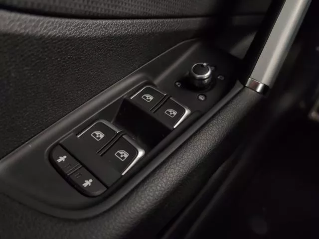 Audi Q2 Adrenalin Black Edition 35 TDI 110 kW (150 CV) S tronic de segunda mano