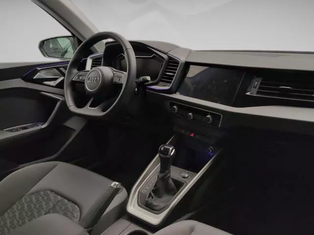 Audi A1 Adrenalin Black edition 30 TFSI 85 kW (116 CV) S tronic de segunda mano
