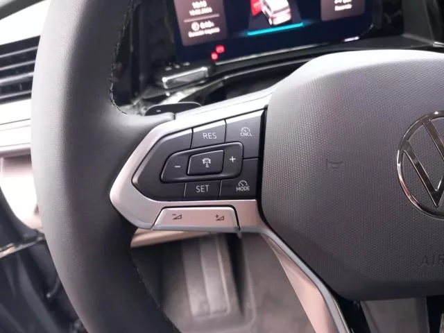 Volkswagen Multivan Batalla Corta 1.5 eHybrid 4Motion 180 kW (245 CV) DSG de segunda mano