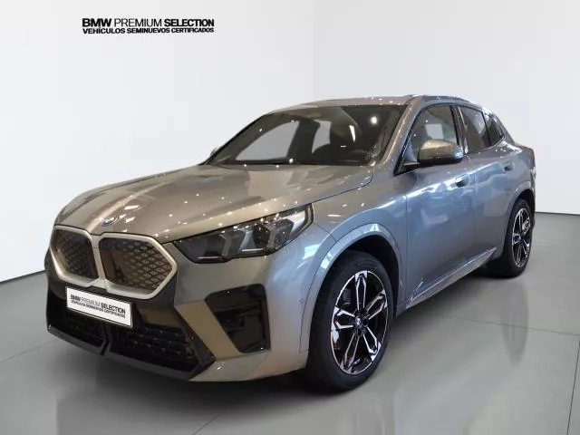 BMW iX2 eDrive20 150 kW (204 CV) de segunda mano