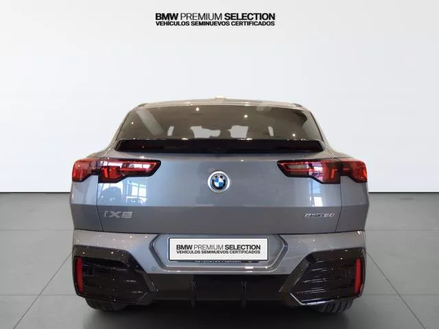 BMW iX2 eDrive20 150 kW (204 CV) de segunda mano