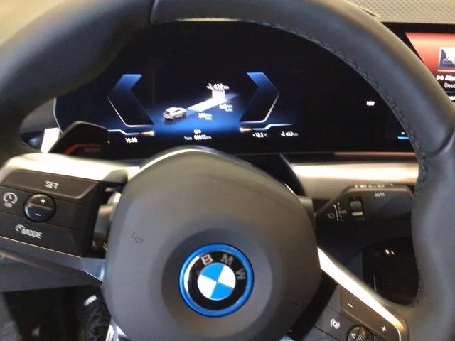BMW iX2 eDrive20 150 kW (204 CV) de segunda mano
