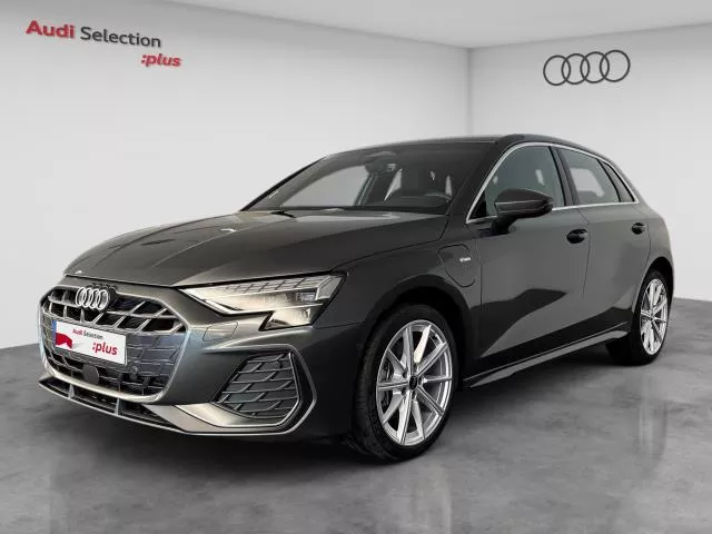 Audi A3 Genuine edition 150 kW (204 CV) S tronic de segunda mano