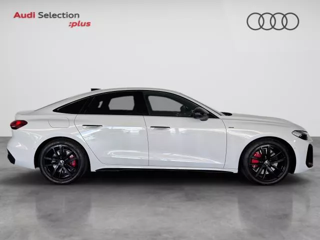Audi A5 Black Line e-hybrid quattro 220 kW (299 CV) S tronic de segunda mano