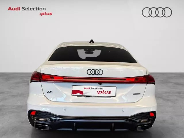 Audi A5 Black Line e-hybrid quattro 220 kW (299 CV) S tronic de segunda mano