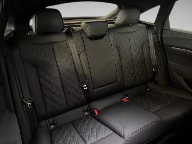 Audi A5 Black Line e-hybrid quattro 220 kW (299 CV) S tronic de segunda mano