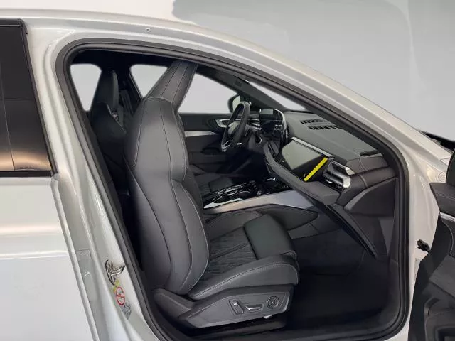 Audi A5 Black Line e-hybrid quattro 220 kW (299 CV) S tronic de segunda mano