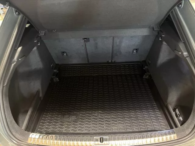 Audi Q3 Black line 35 TDI 110 kW (150 CV) S tronic de segunda mano