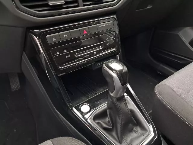 Volkswagen T-Cross «Más» 1.0 TSI 85 kW (115 CV) DSG de segunda mano