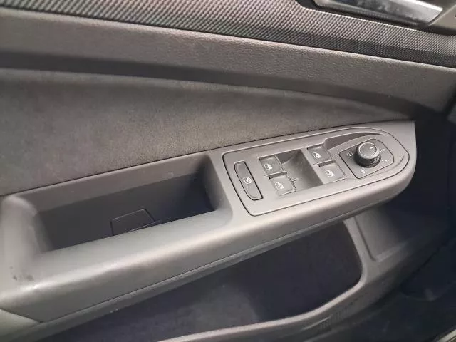 Volkswagen Golf R-Line 2.0 TDI 110 kW (150 CV) DSG de segunda mano