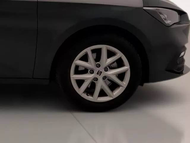 SEAT León 1.5 TSI Style 25 Aniversario 85 kW (116 CV) de segunda mano